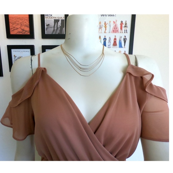 Express Cold Shoulder Flutter Sleeve Peplum XS - Picture 5 of 7